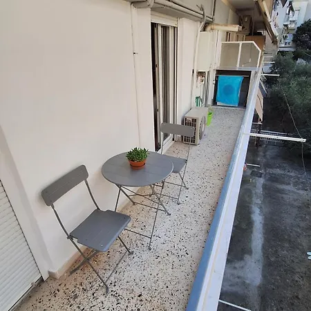 Konstantinos شقة سالونيك